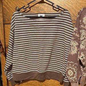 American Eagle Outfitters Brown and White Striped Top
OVERSIZED STYLE